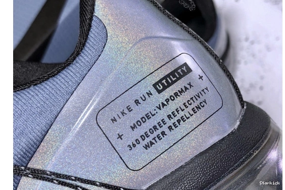 AQ8810-400 UTILITY VAPORMAX RUN BLUE DUSK AIR 0329